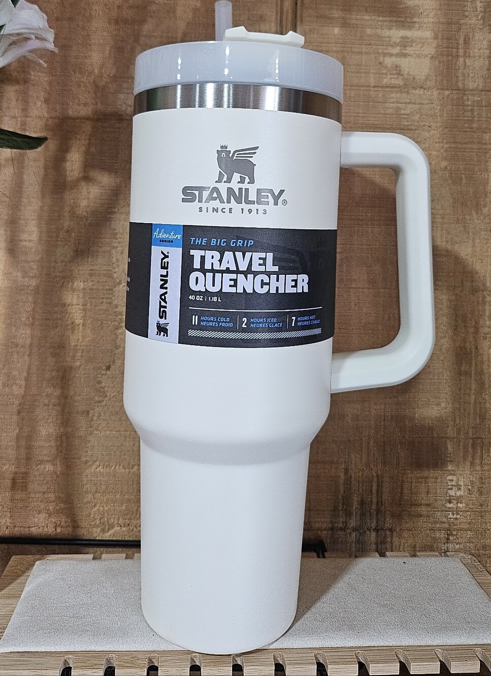 OG Stanley - 40 oz. Adventure Quencher Tumbler (White) -  NWT!